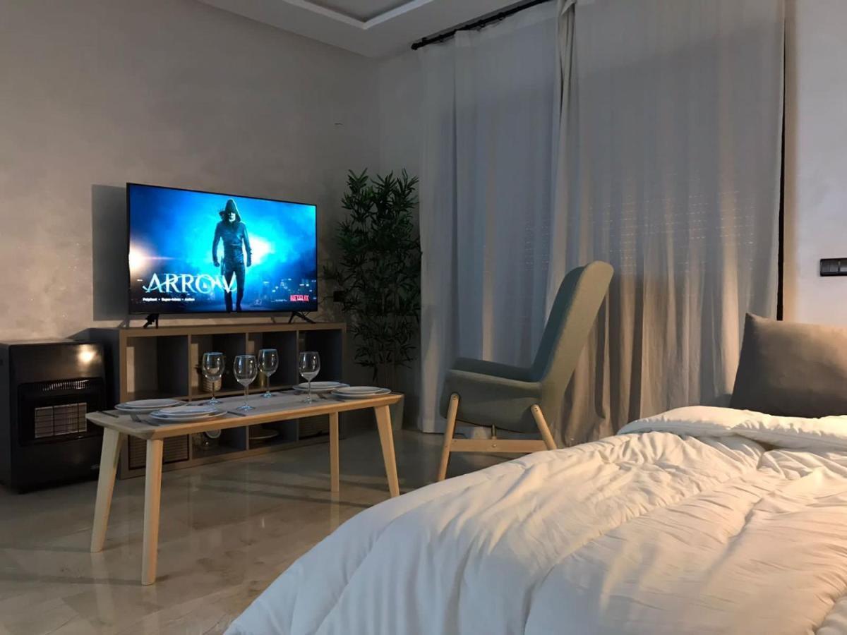 Superbe Appartement Uniquement Pour Les Familles Marraquexe Exterior foto